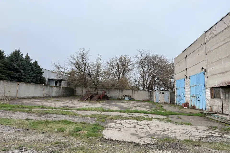 Сдаётся помещение своб. назначения, 646 м²