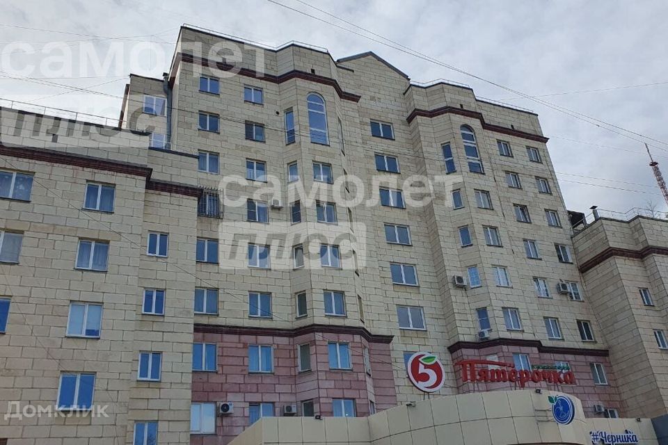 Продаётся 5-комнатная квартира, 208.1 м²