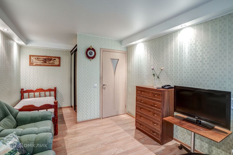 Продаётся 1-комнатная квартира, 30.7 м²
