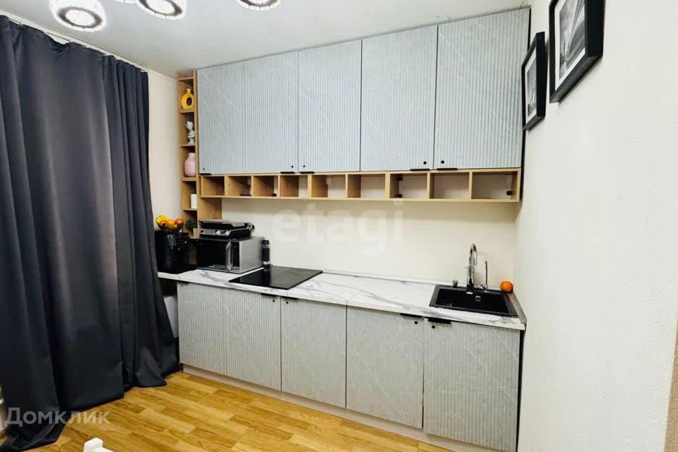 Продаётся 1-комнатная квартира, 39.8 м²