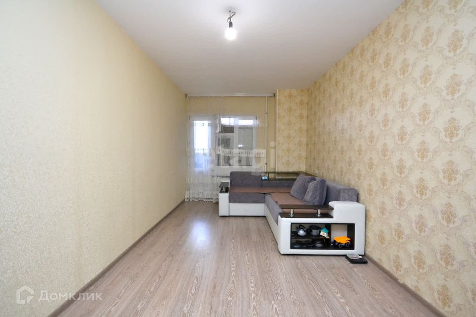 Продаётся 2-комнатная квартира, 75.6 м²