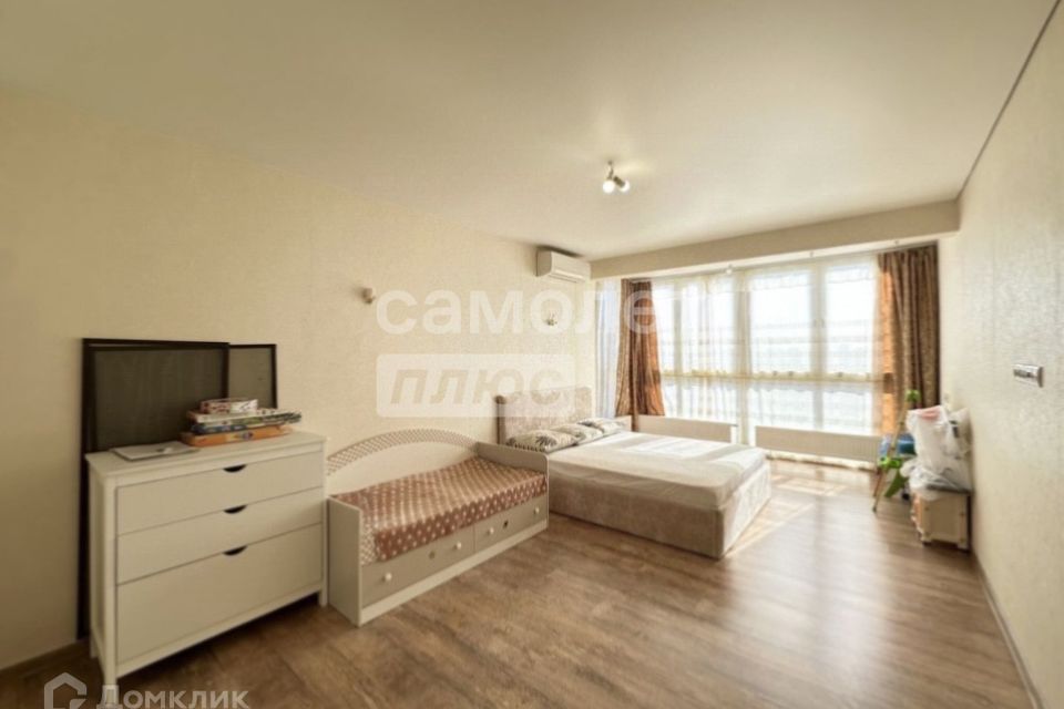 Продаётся 1-комнатная квартира, 48 м²