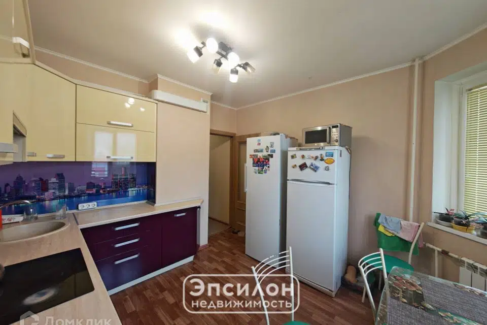 Продаётся 2-комнатная квартира, 58.4 м²