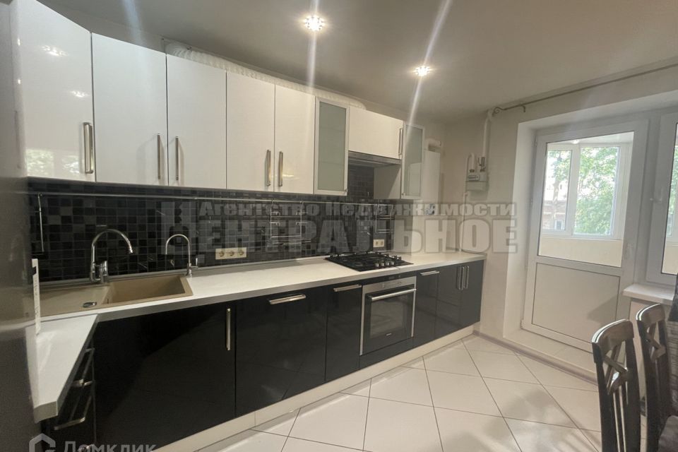 Продаётся 2-комнатная квартира, 61 м²
