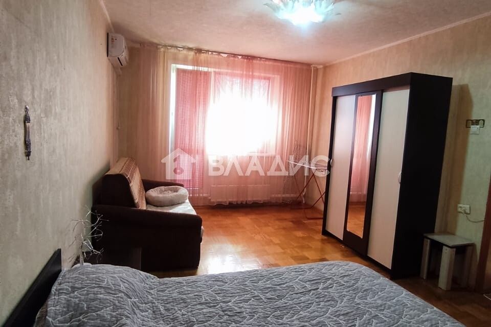 Продаётся 1-комнатная квартира, 37.7 м²