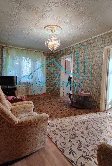 Продаётся 4-комнатная квартира, 60.6 м²