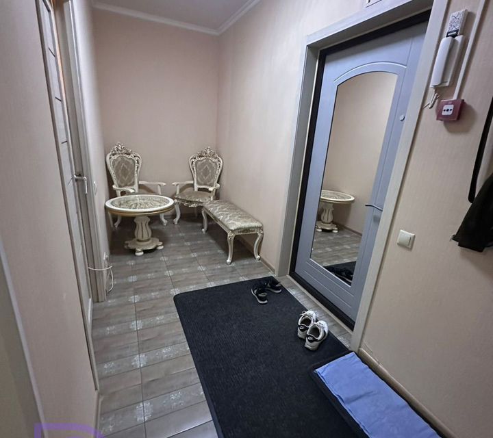 Продаётся 1-комнатная квартира, 40.6 м²