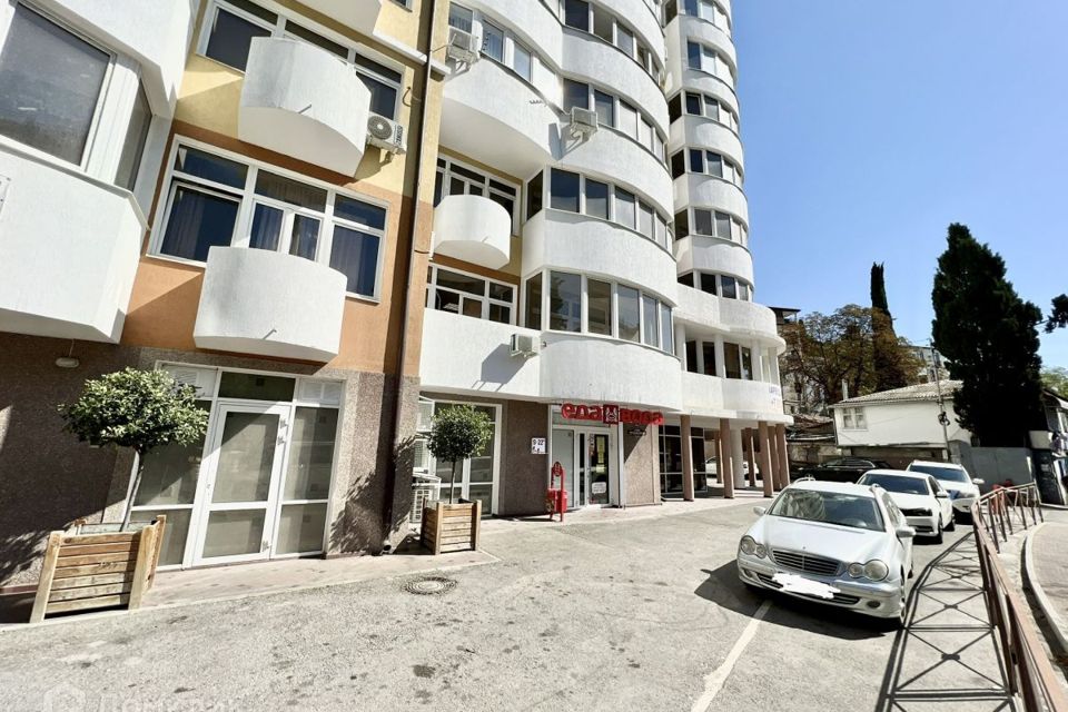 Продаётся 3-комнатная квартира, 79 м²