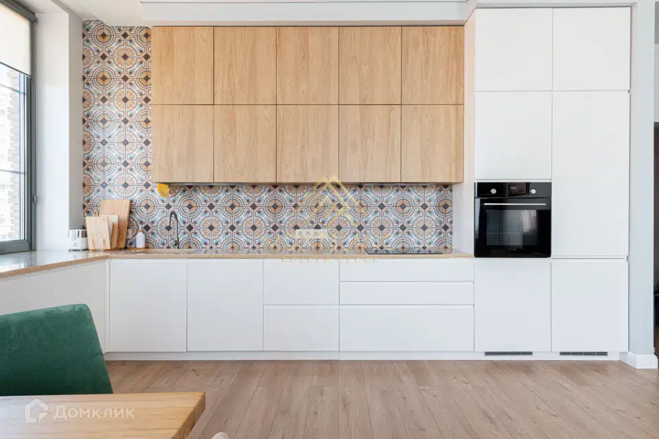 Продаётся 3-комнатная квартира, 102.2 м²