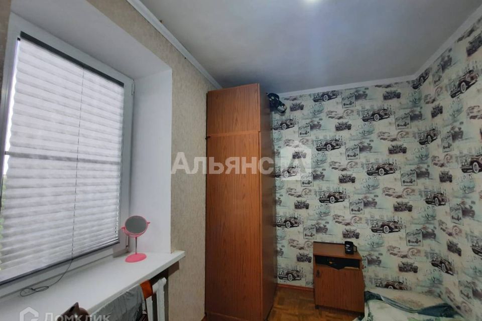 Продаётся 4-комнатная квартира, 71.6 м²