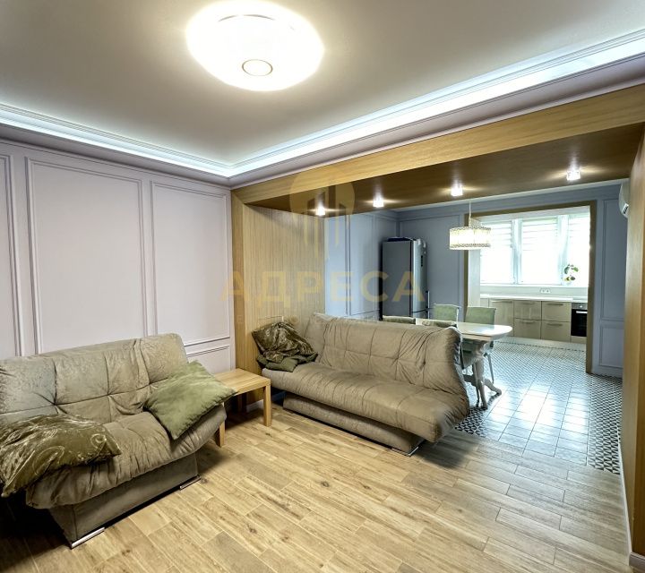 Продаётся 4-комнатная квартира, 94 м²