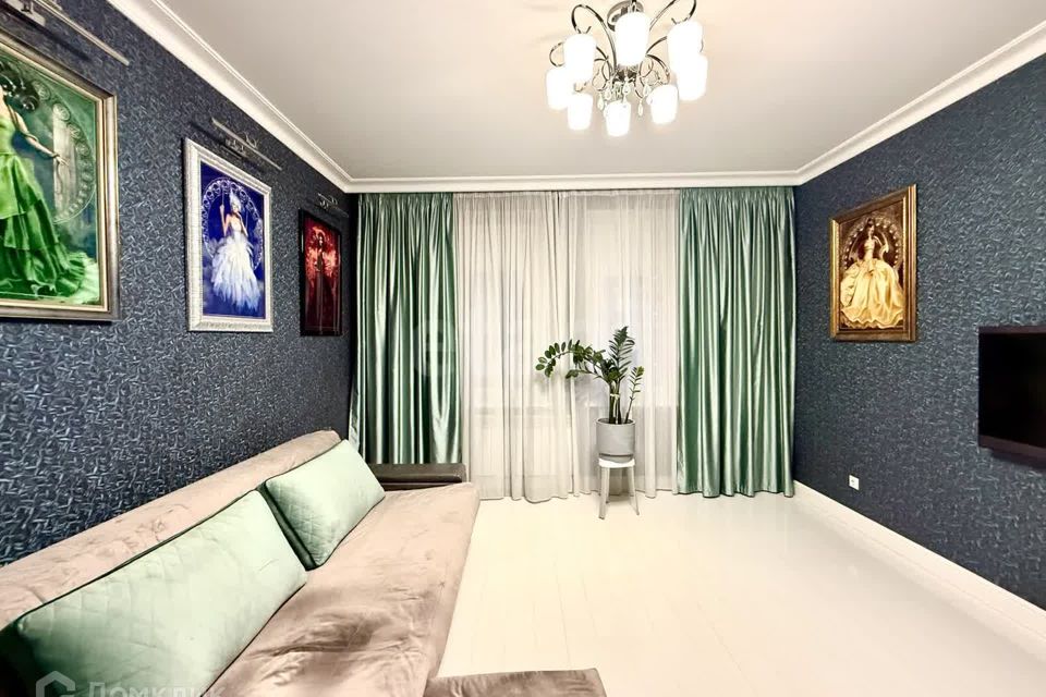Продаётся 3-комнатная квартира, 76.7 м²