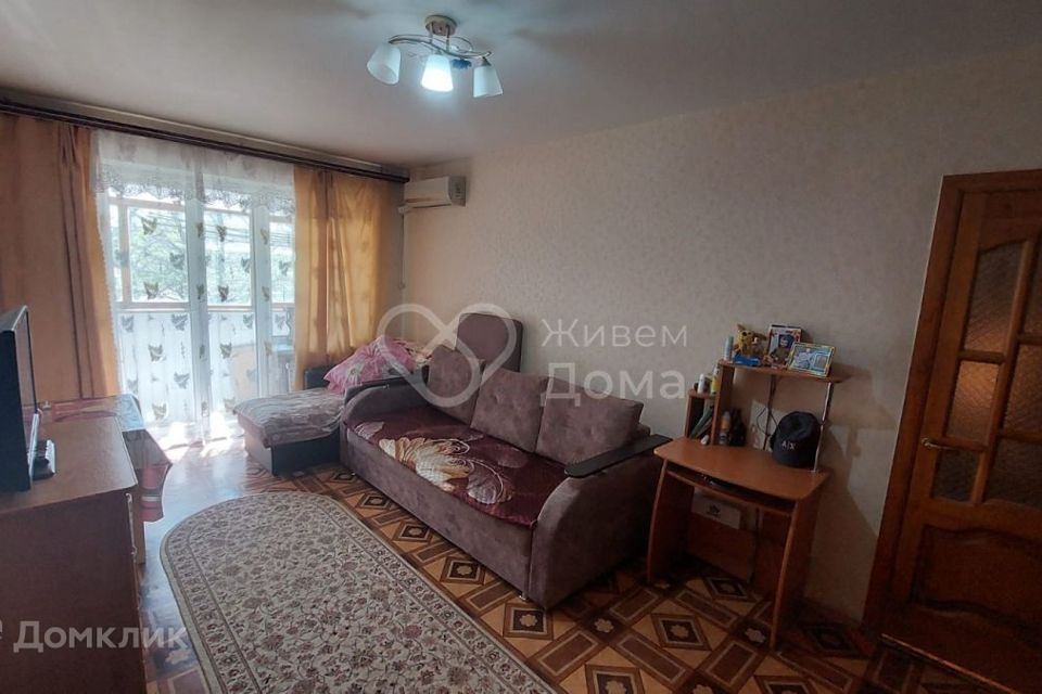 Продаётся 1-комнатная квартира, 27.7 м²