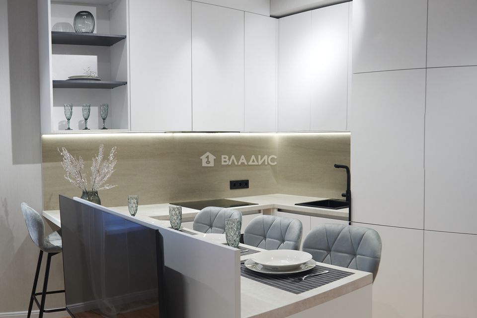 Продаётся 2-комнатная квартира, 76.6 м²