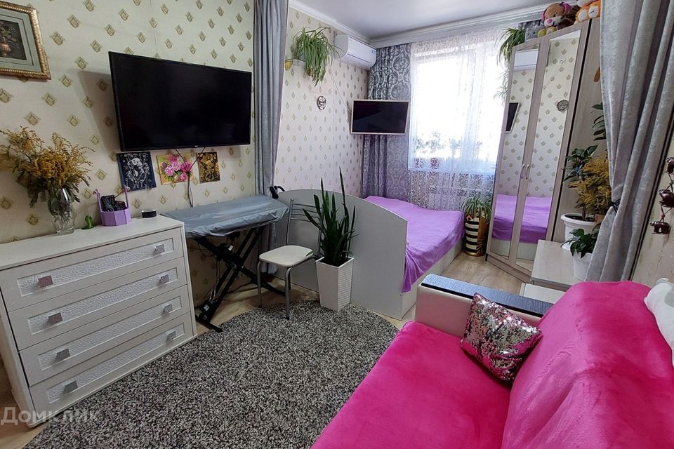 Продаётся 1-комнатная квартира, 32 м²