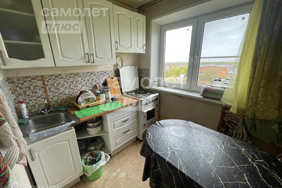 Продаётся 3-комнатная квартира, 57.7 м²