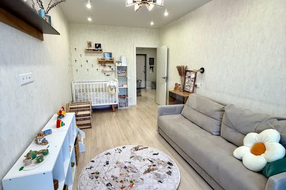 Продаётся 1-комнатная квартира, 46 м²