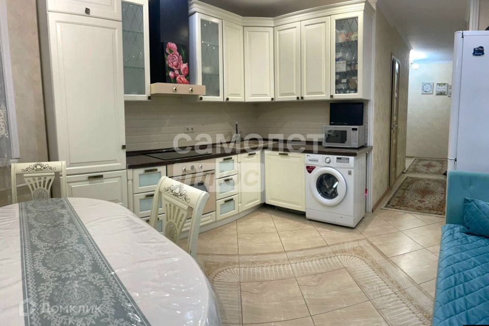 Продаётся 2-комнатная квартира, 58.4 м²