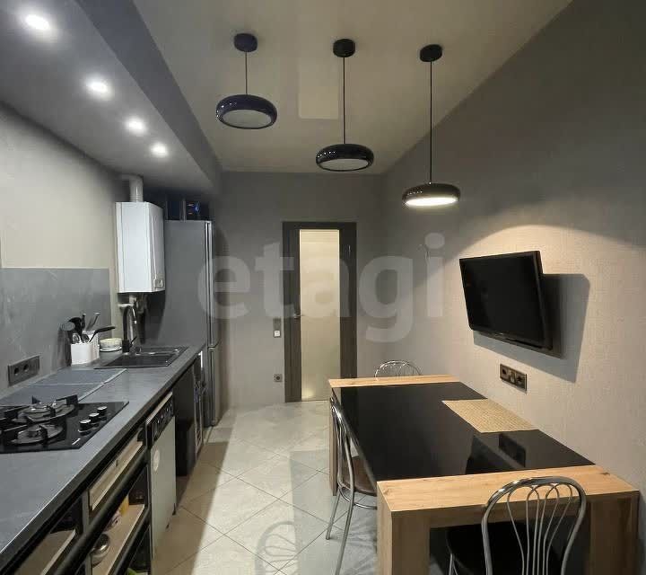 Продаётся 1-комнатная квартира, 45.1 м²