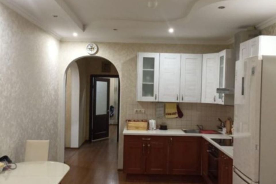 Продаётся 1-комнатная квартира, 38 м²