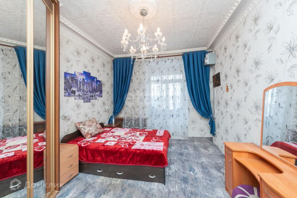 Продаётся 3-комнатная квартира, 67.8 м²