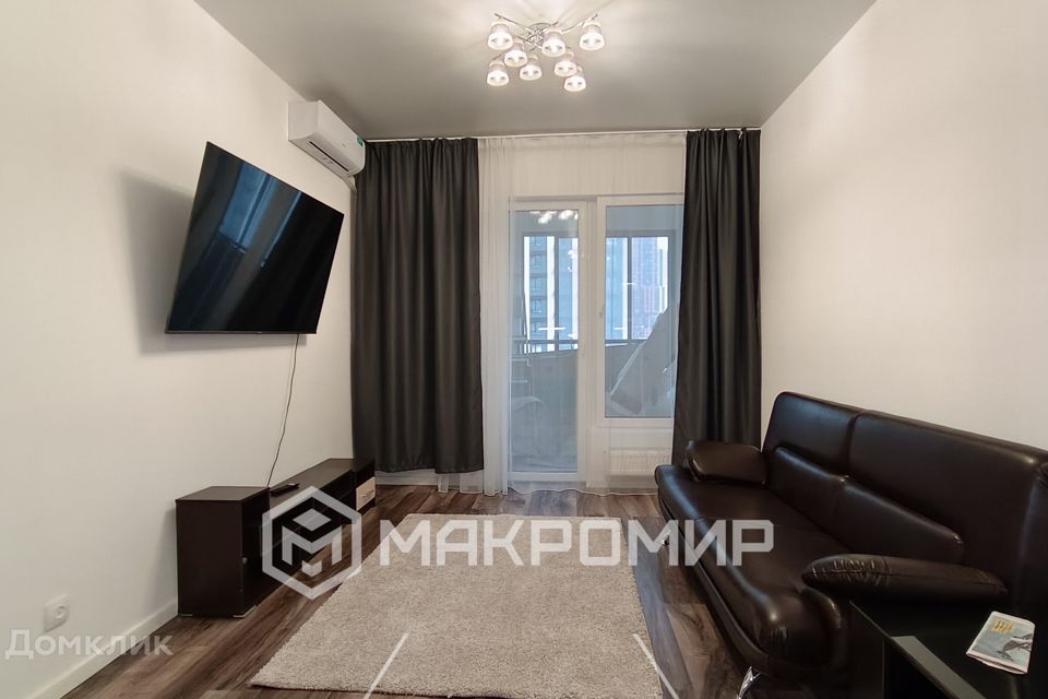 Сдаётся 2-комнатная квартира, 66.5 м²