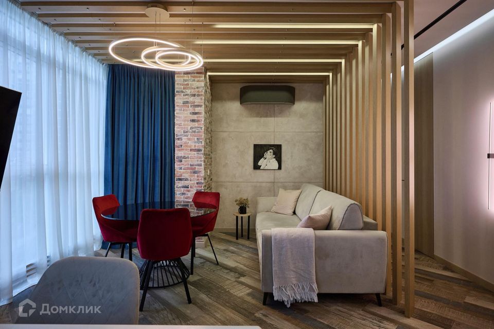 Продаётся 3-комнатная квартира, 93 м²