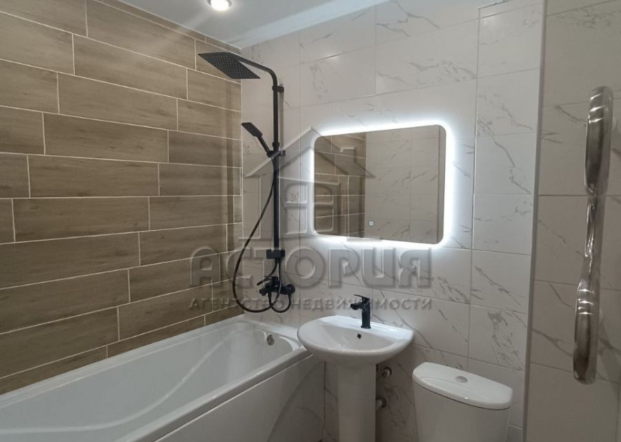 Продаётся 3-комнатная квартира, 59.6 м²