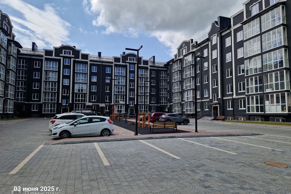 Продаётся 2-комнатная квартира, 72.5 м²