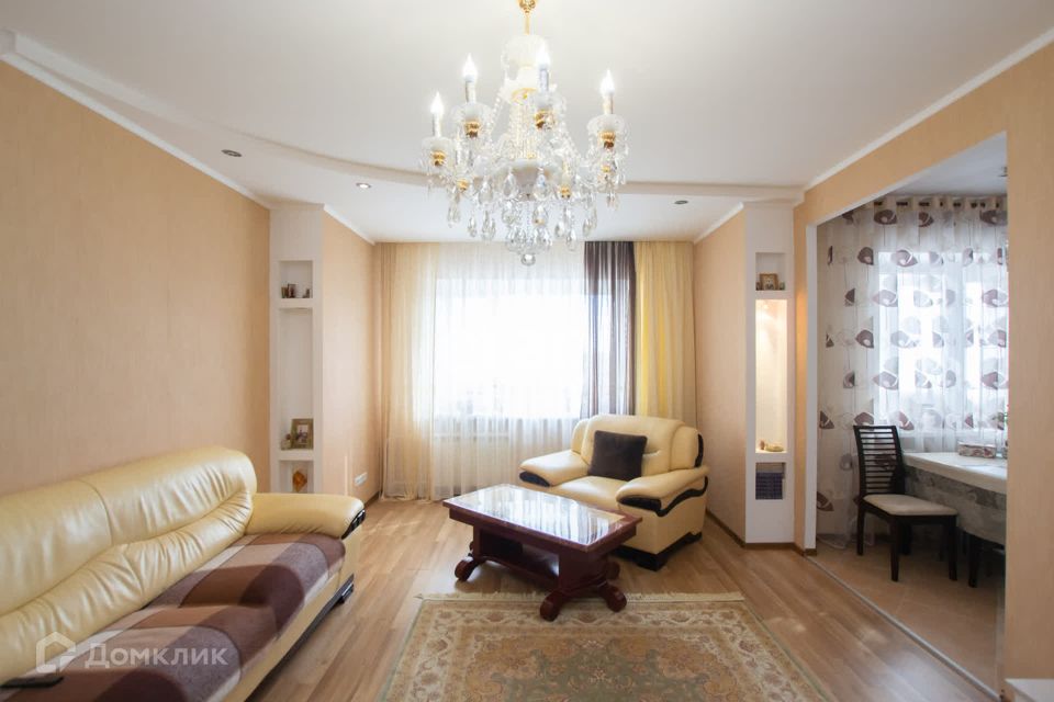 Продаётся 2-комнатная квартира, 60.5 м²