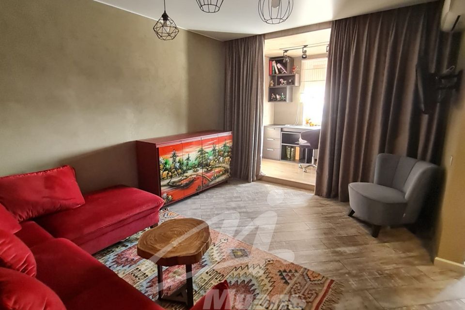 Сдаётся 1-комнатная квартира, 54 м²
