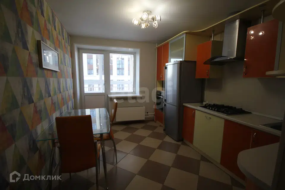 Продаётся 2-комнатная квартира, 65 м²