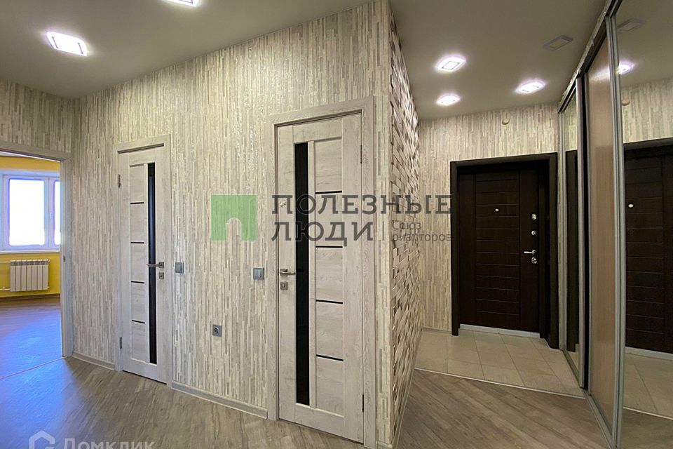 Продаётся 2-комнатная квартира, 63.7 м²