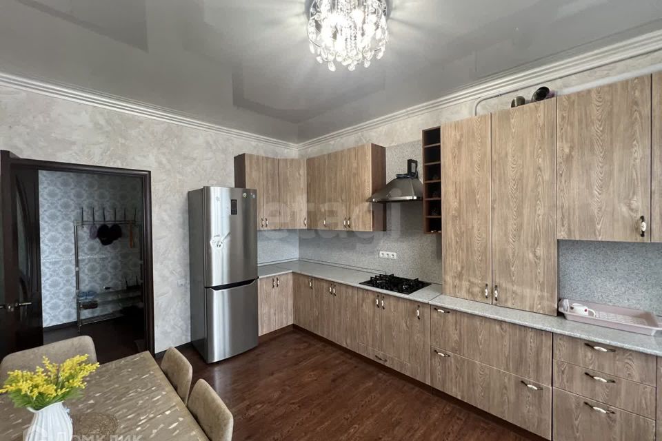 Продаётся 2-комнатная квартира, 66.3 м²