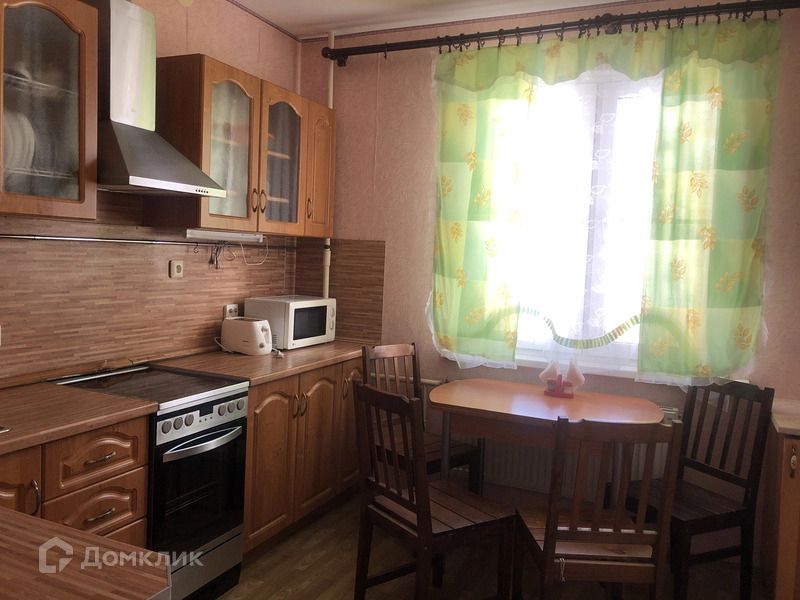 Сдаётся 2-комнатная квартира, 70 м²