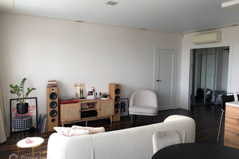 Сдаётся 2-комнатная квартира, 60 м²