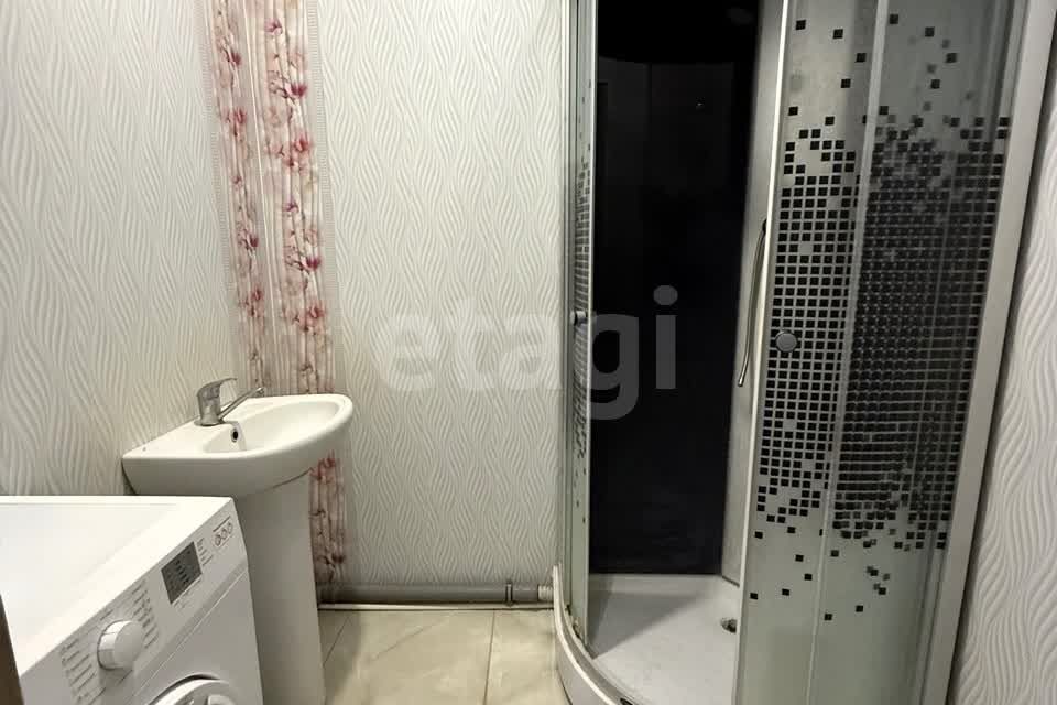Продаётся 1-комнатная квартира, 38.8 м²