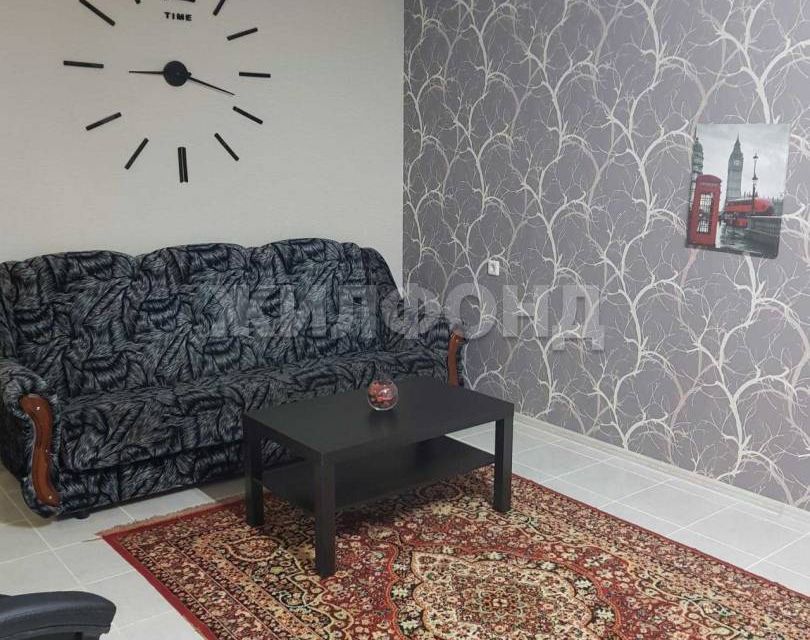 Продаётся 1-комнатная квартира, 36.7 м²