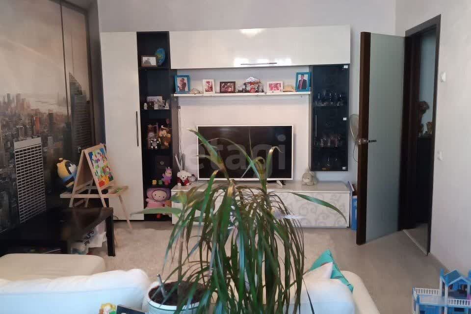 Продаётся 2-комнатная квартира, 56.1 м²