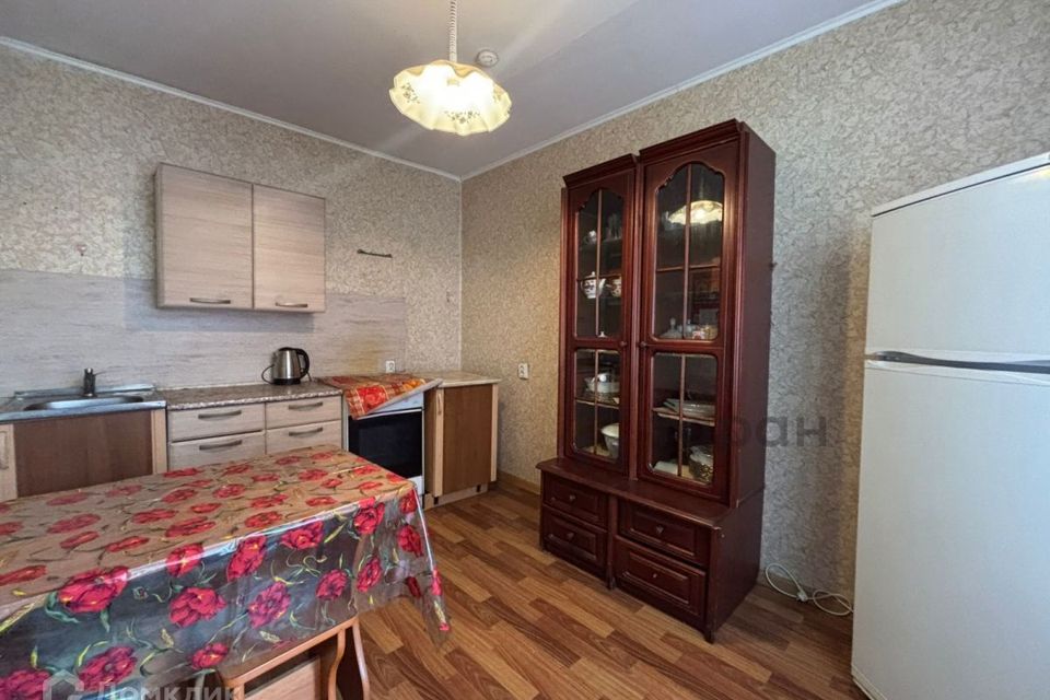 Продаётся 1-комнатная квартира, 46.8 м²