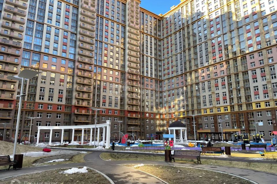 Продаётся 1-комнатная квартира, 38 м²