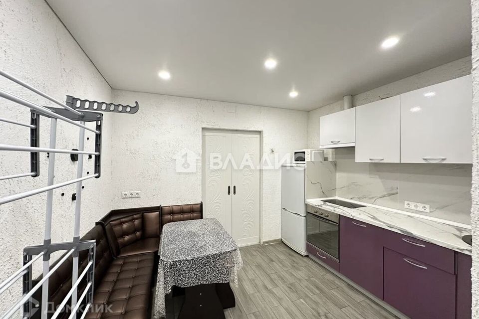 Продаётся 1-комнатная квартира, 27.7 м²