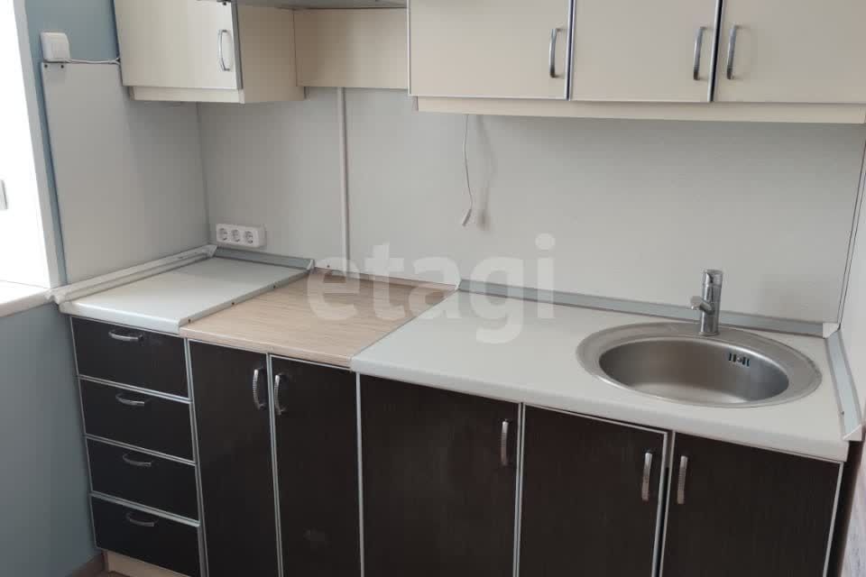 Продаётся 2-комнатная квартира, 40.6 м²