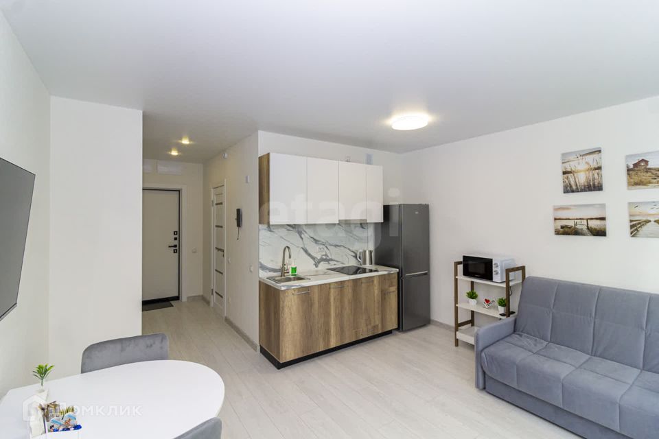 Продаётся 1-комнатная квартира, 37.72 м²