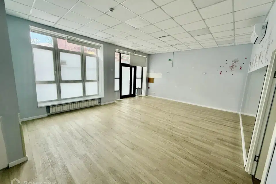 Продаётся помещение своб. назначения, 135.2 м²