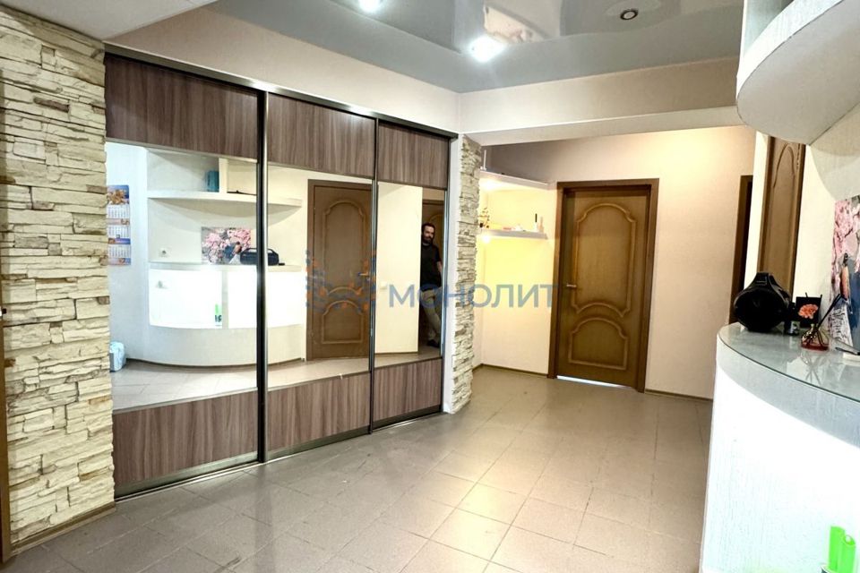 Продаётся 3-комнатная квартира, 110 м²
