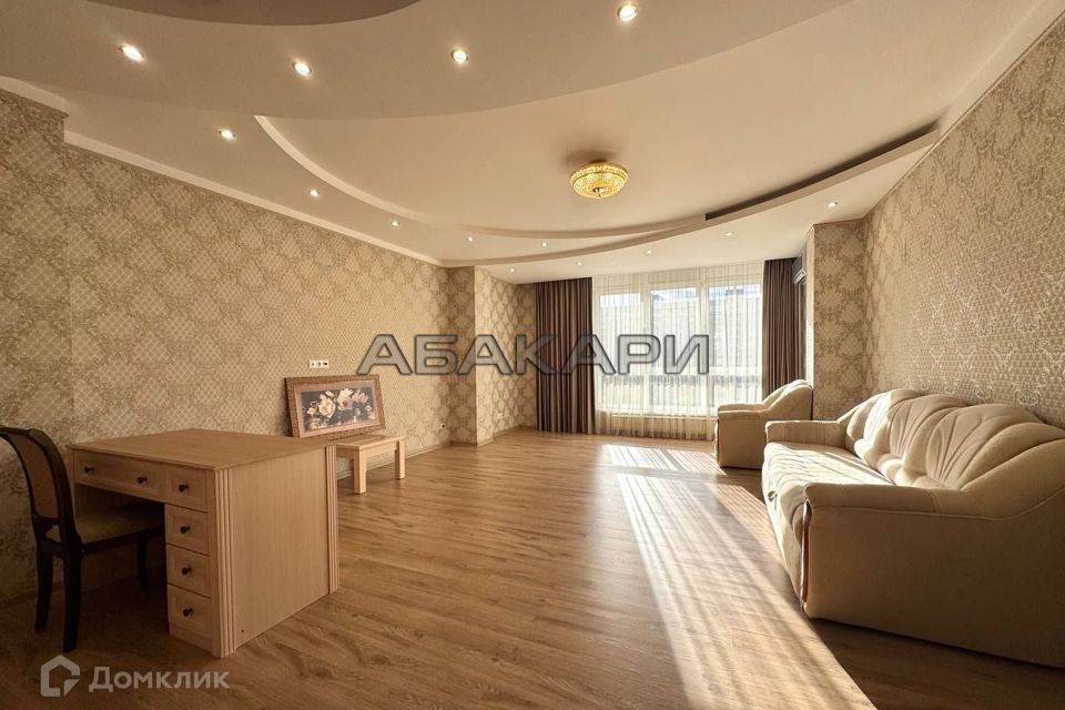Сдаётся 3-комнатная квартира, 117 м²