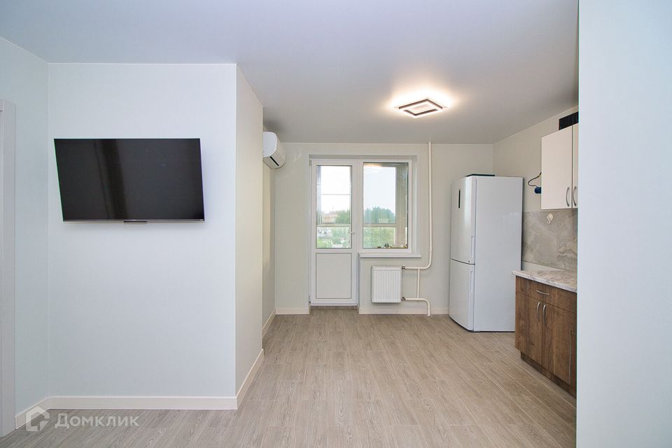 Продаётся 1-комнатная квартира, 42.3 м²