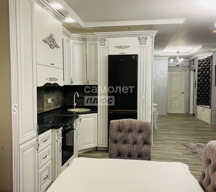 Продаётся 2-комнатная квартира, 71.6 м²