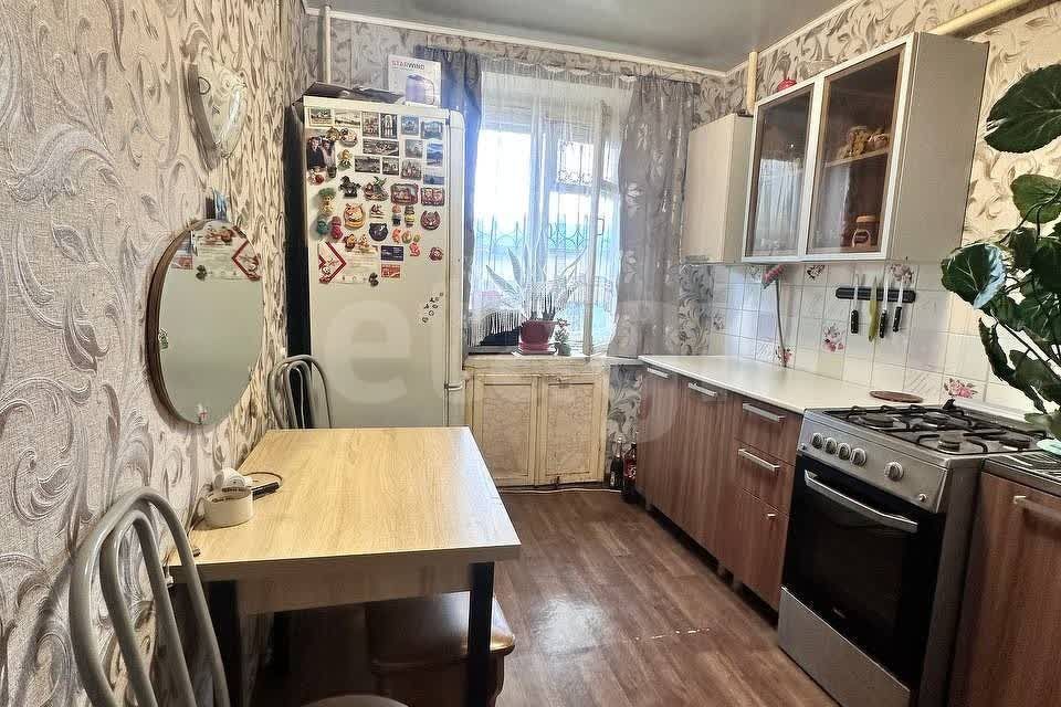 Продаётся 2-комнатная квартира, 43.8 м²